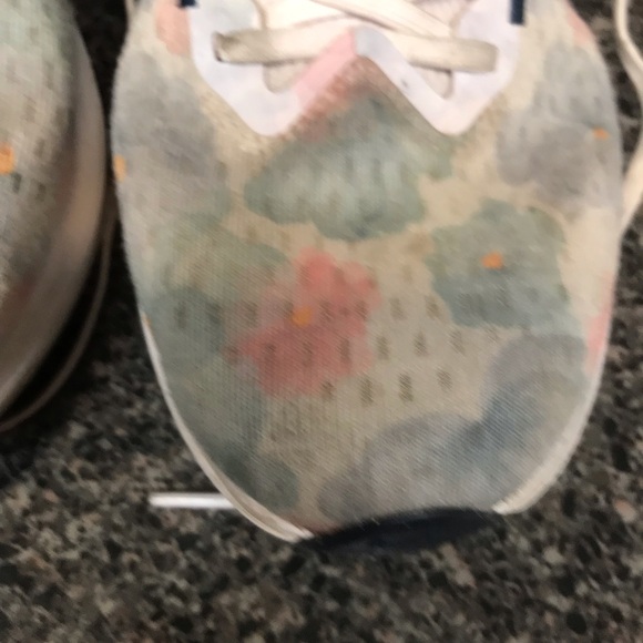 Nike Multicolor Running Shoes - Picture 6 of 13